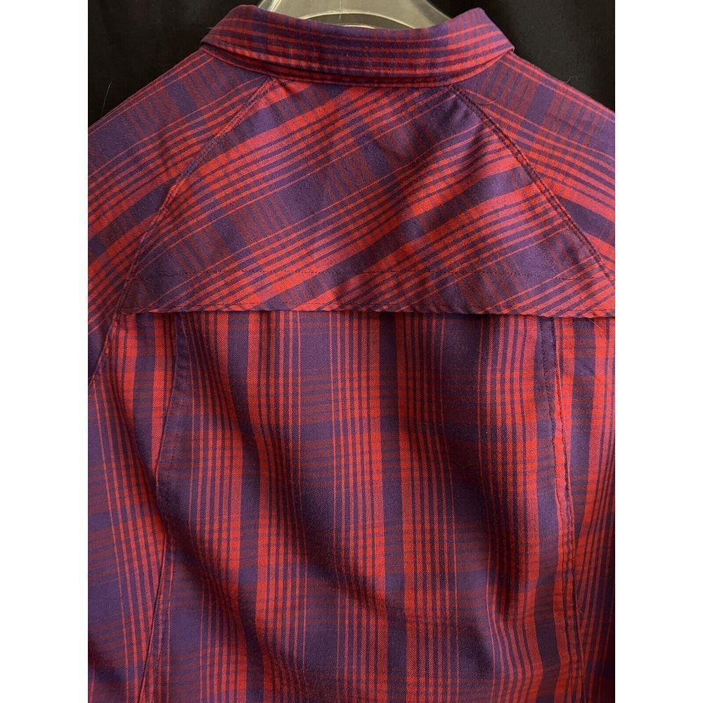 WOOLRICH‎ Women's Shirt size Med Plaid Purple/Red Long-Sleeve Vented Snap Front - Picture 5 of 10